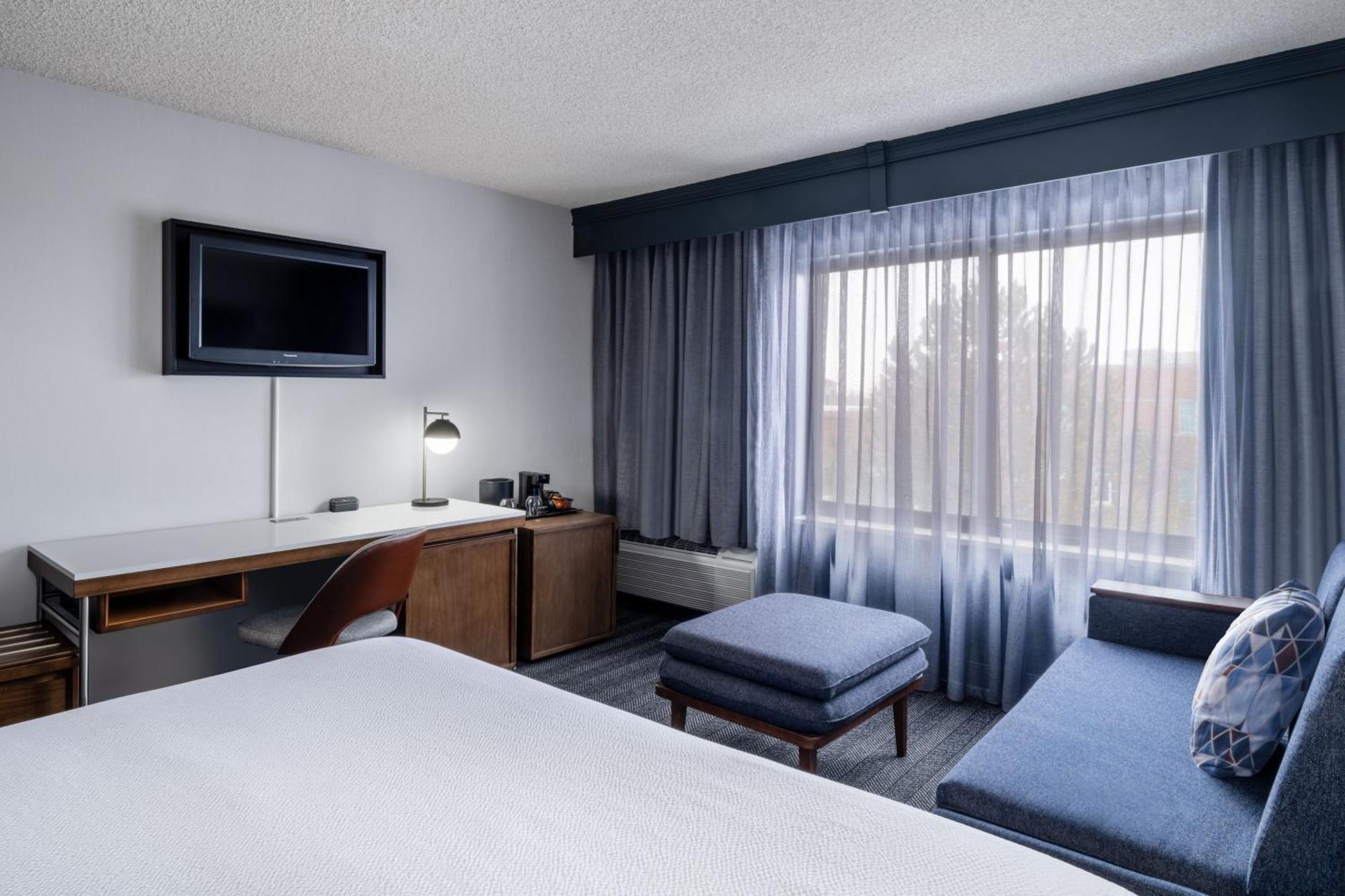 Courtyard Salt Lake City Airport Екстер'єр фото