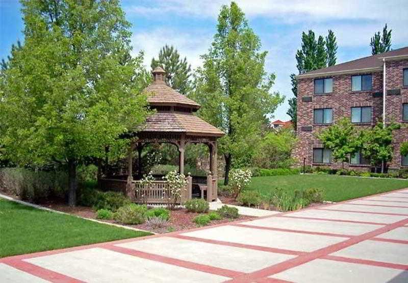 Courtyard Salt Lake City Airport Екстер'єр фото